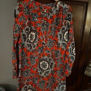 Ann Taylor Loft long sleeve shift dress